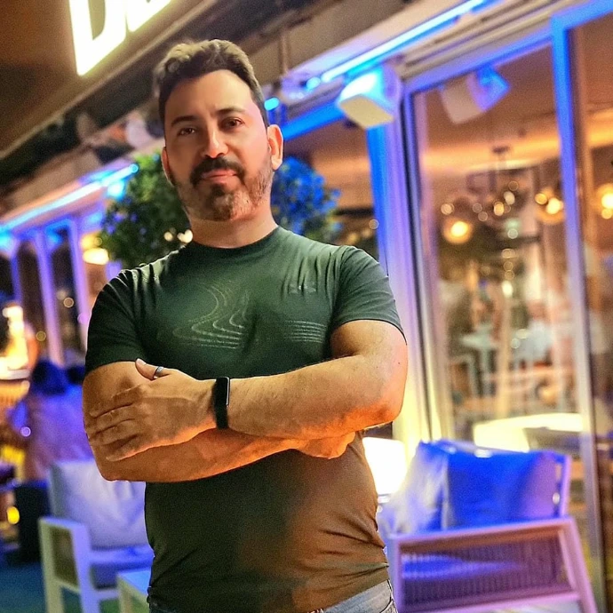 Enrique Martinez picture